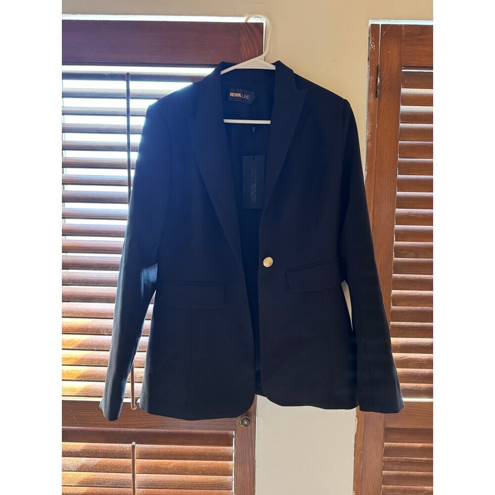 Fashion Nova Luxe Blazer - Picture 6 of 6
